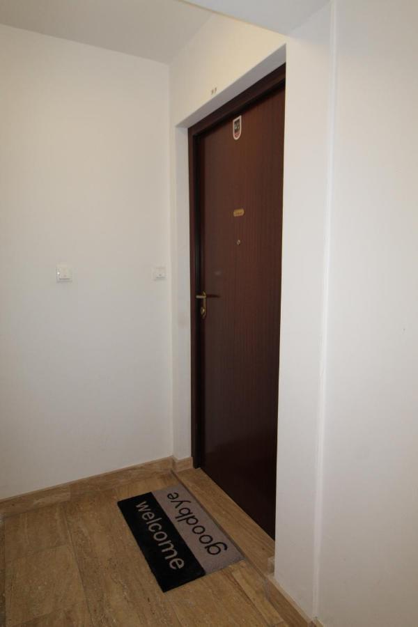 ספליט Macadamia Apartment With Garage Parking מראה חיצוני תמונה